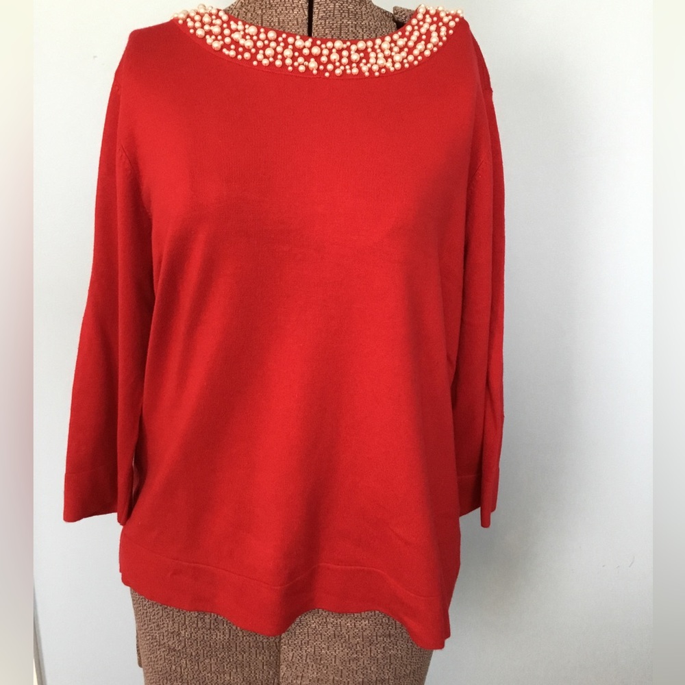 Beautiful Karl Lagerfeld sweater!